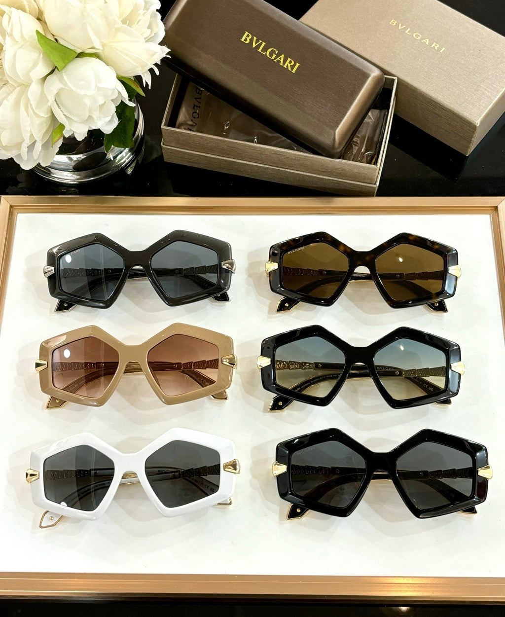 Bvlgari BV40003 Serpenti Geometric Sunglasses ✨